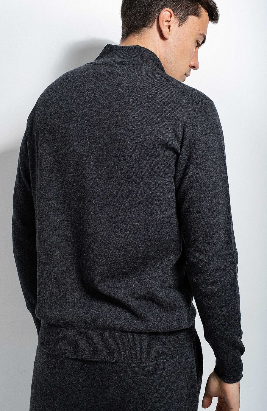 Maend JOHNSTONS OF ELGIN | Cashmere Sweater Med Halv Lynlas